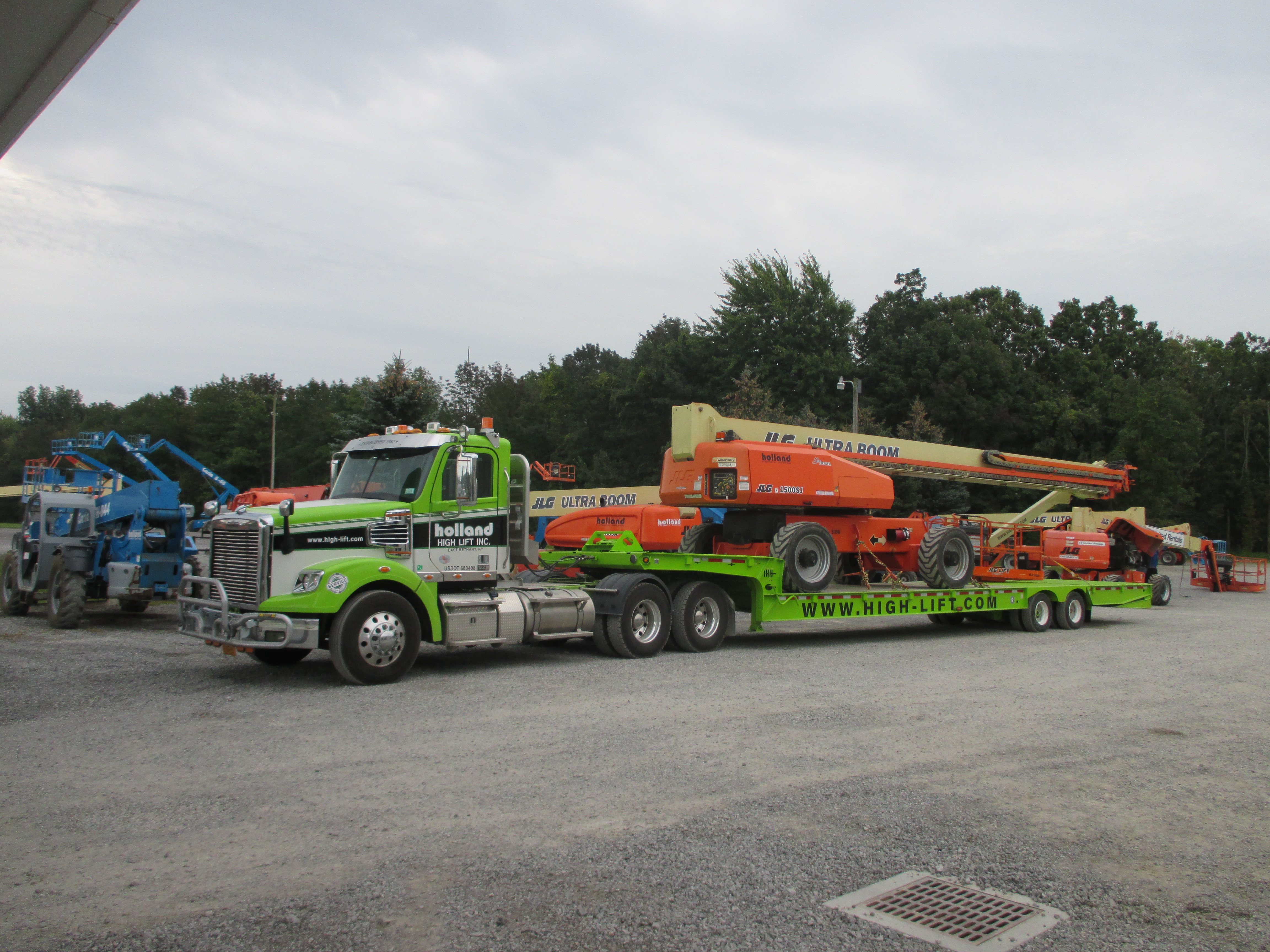 Tips on how to move a boom or scissor lift trouble-free.